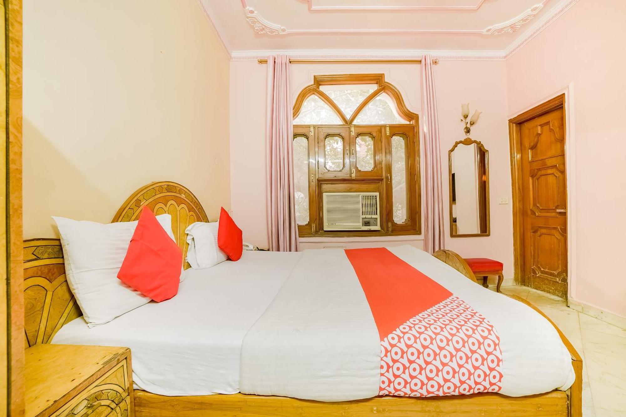 Super Hotel O Blue Sapphire Delhi Нью-Делі Екстер'єр фото