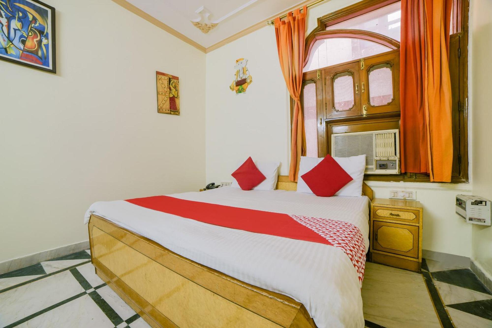 Super Hotel O Blue Sapphire Delhi Нью-Делі Екстер'єр фото