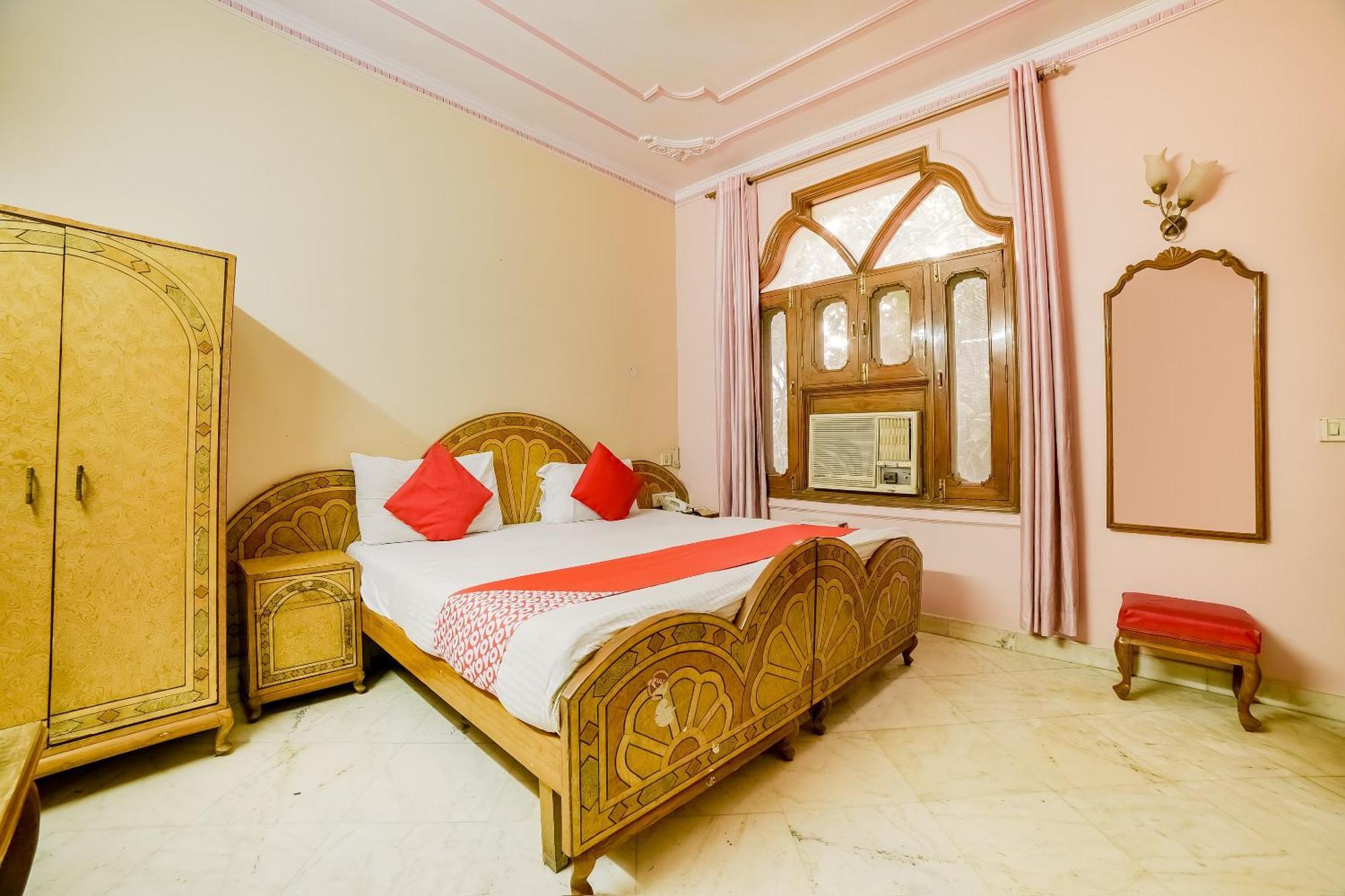 Super Hotel O Blue Sapphire Delhi Нью-Делі Екстер'єр фото