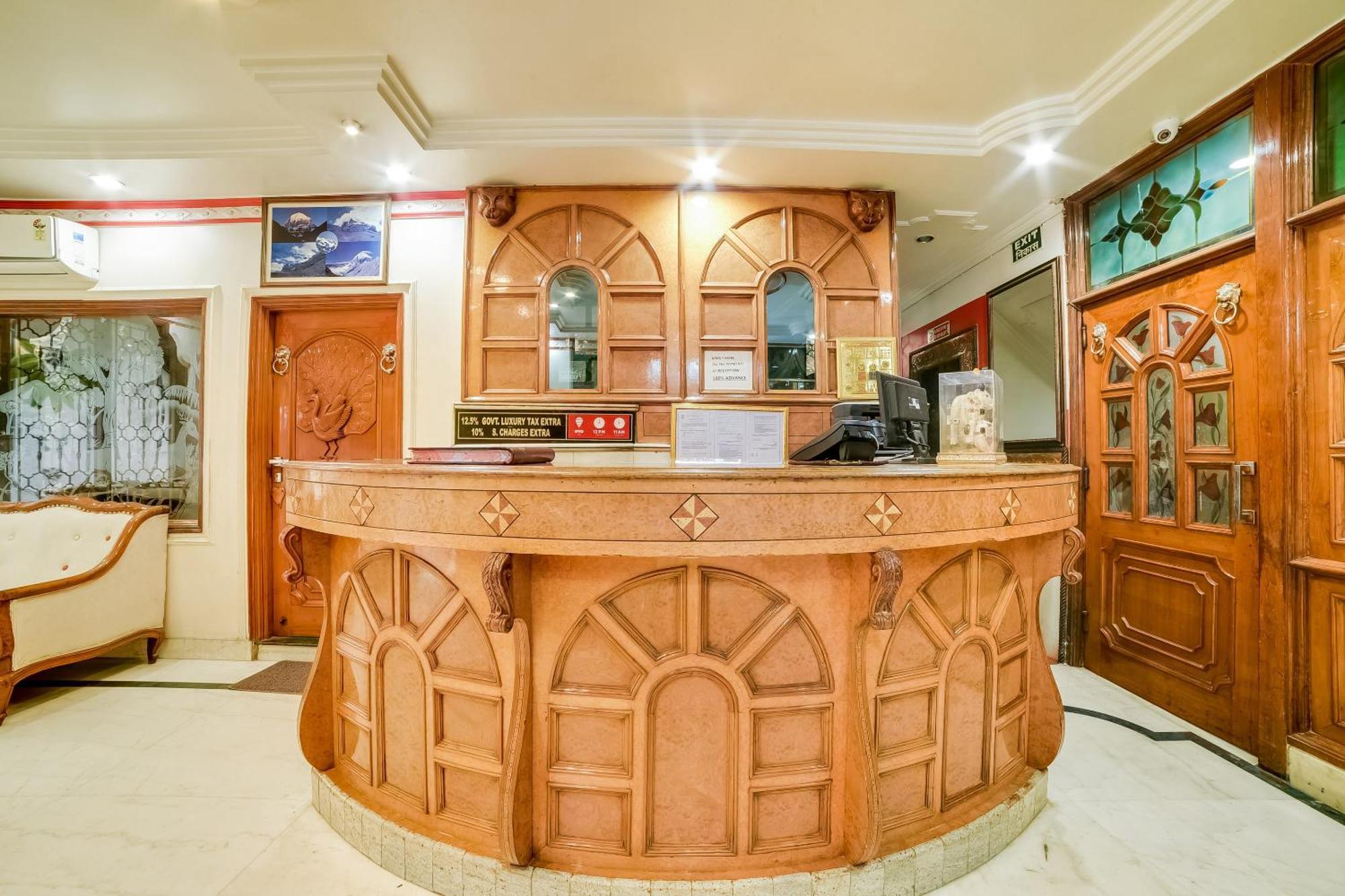 Super Hotel O Blue Sapphire Delhi Нью-Делі Екстер'єр фото